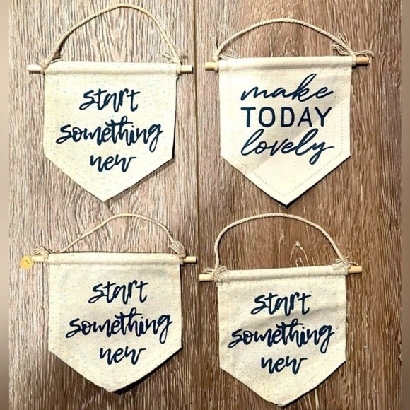 Target Canvas Accent‎ Banners Set of 4 - Picture 1 of 6